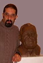 El escultor Carlos Tesouro