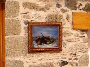 Rosa Elvira Caamaño presenta su obra en el Club de Campo de Ferrol.