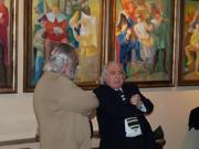 Collado presentando sus obras en la exposición "O carnaval da vida", en el Estudio 46. Ferrol 21/12/2011.